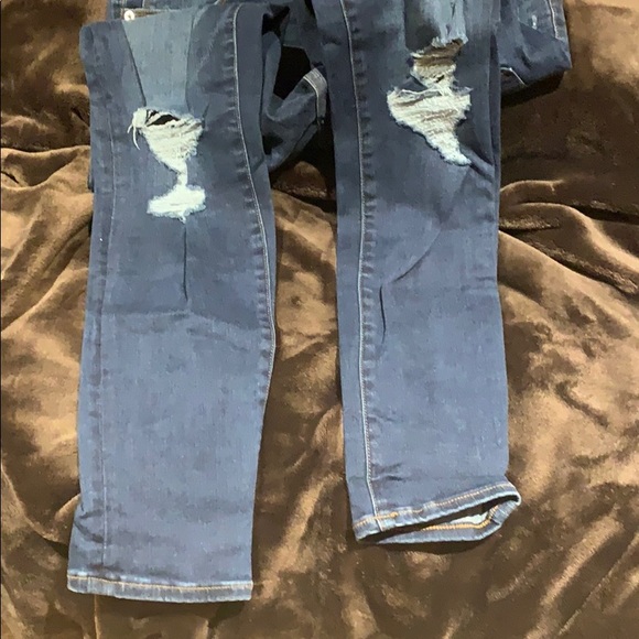 Denim - Picture 3 of 5